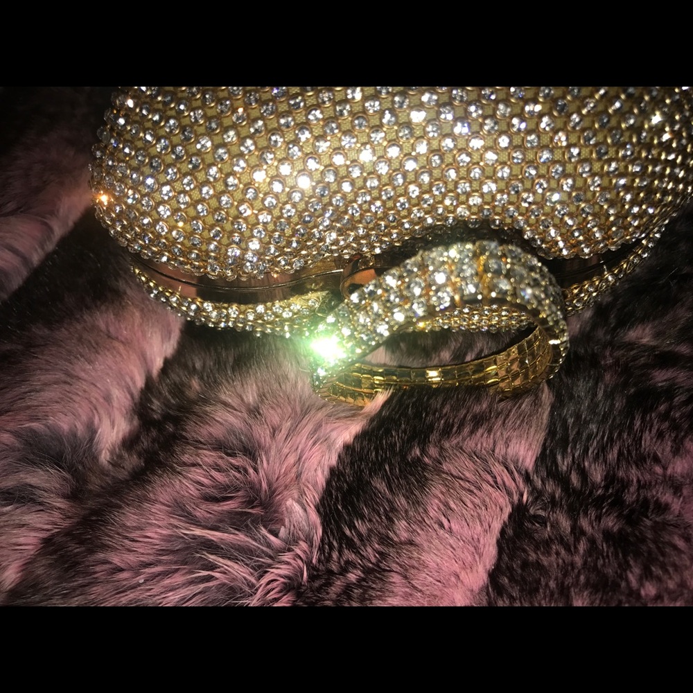 Gold Rhinestone stretch bracelet - Picture 2 of 4